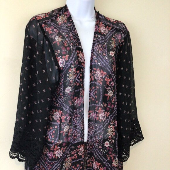 Rewind Black Sheer Floral Print Kimono Style Boho Jacket - Picture 3 of 5